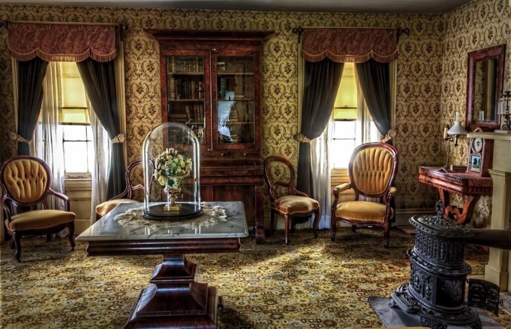 Chicago Ghost Tours Guide: Haunted History and True Crime Routes