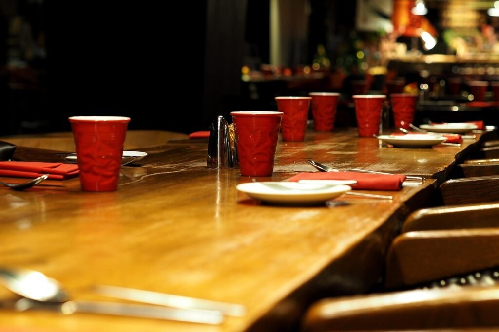 Murder Mystery Dinner Etiquette: Unwritten Rules Every Guest Should Know
